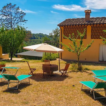Agriturismo Podere le Tombe Affittacamere Palaia Esterno foto