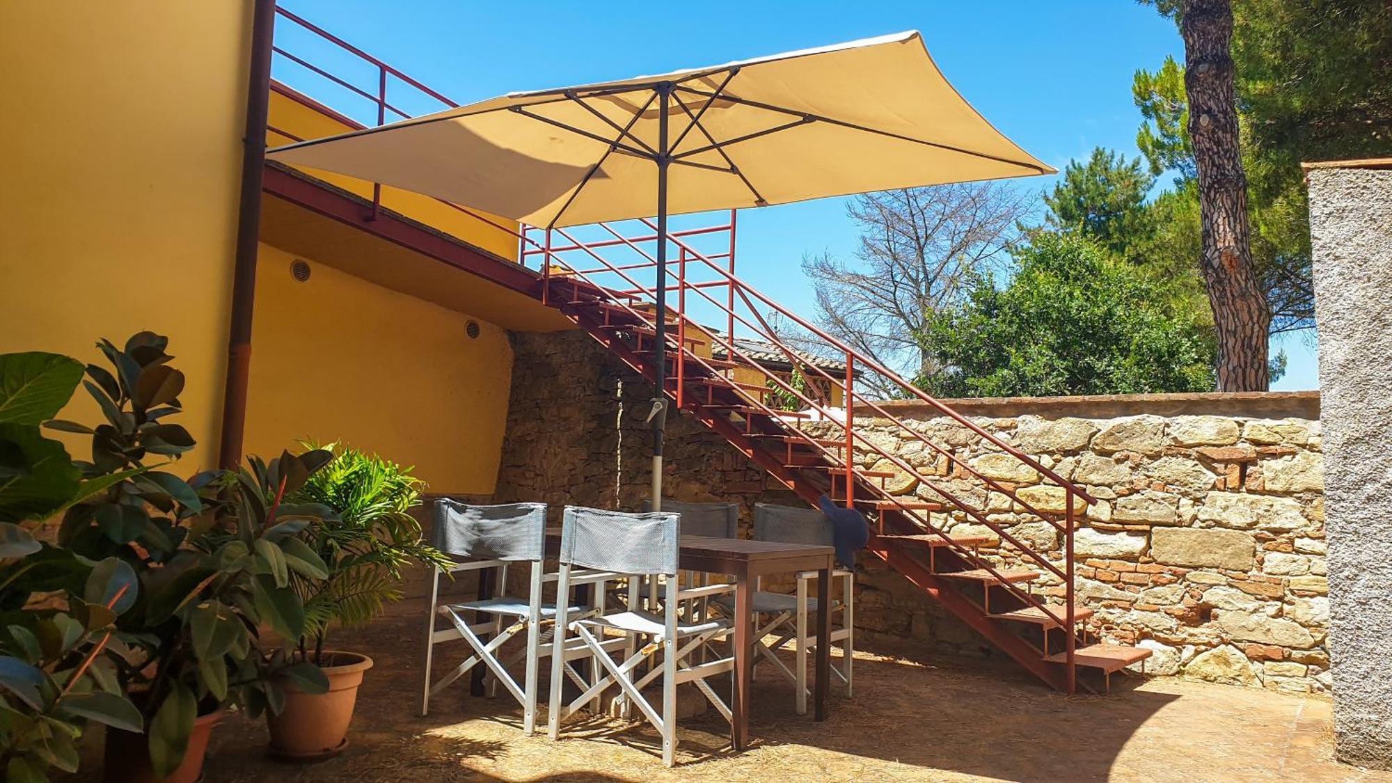 Agriturismo Podere le Tombe Affittacamere Palaia Esterno foto